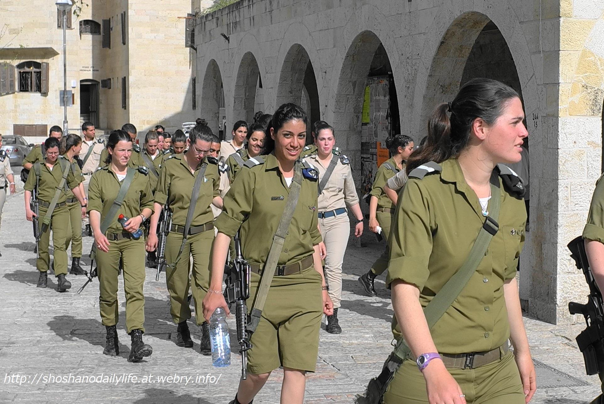 イスラエル 女性兵士 2